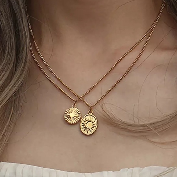 NEW MOON SUN STAR 18K GOLD NECKLACE, NICE NECKLACE, CUTE NECKLACE - Picture 2 of 7